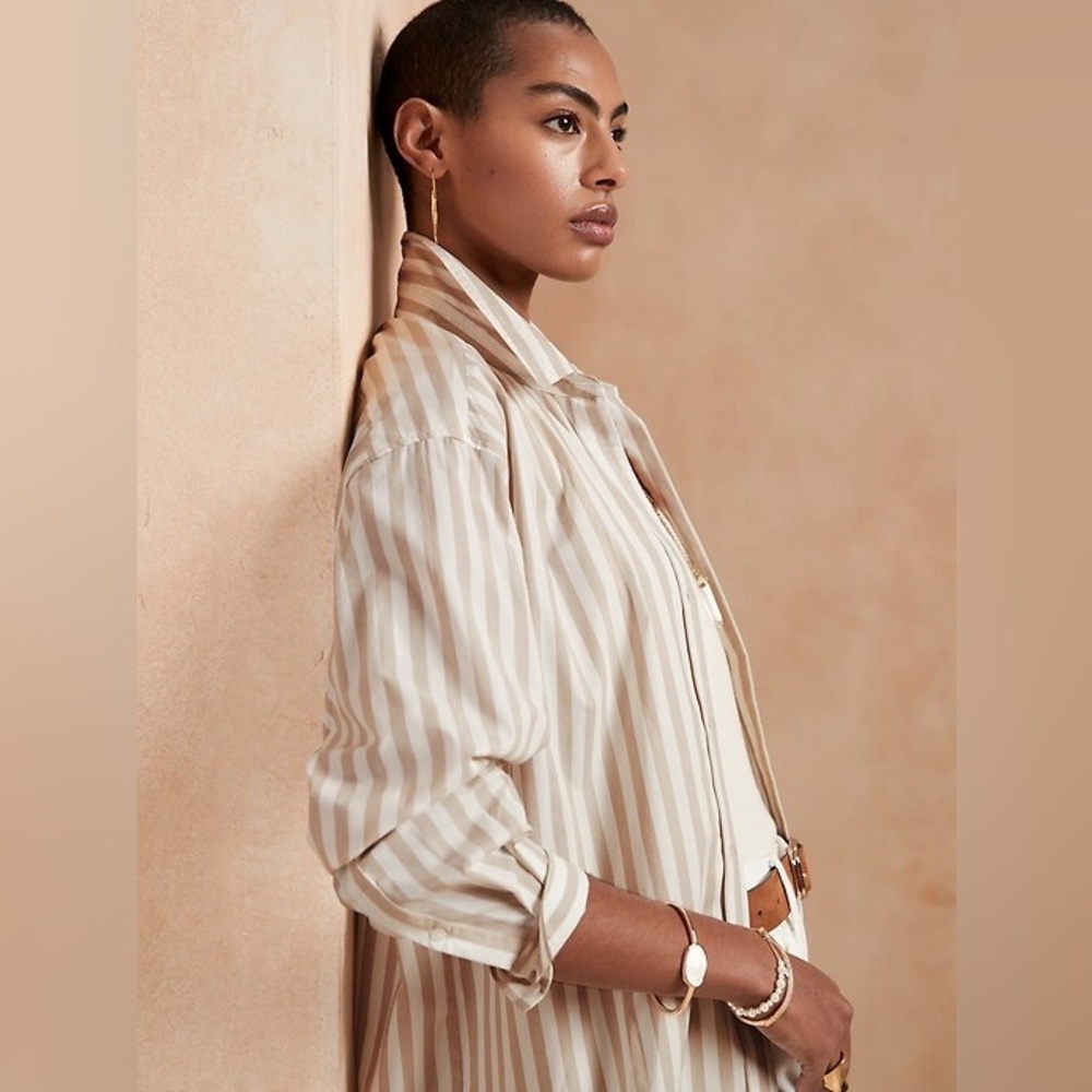 Banana Republic Striped Beige and White Button-Up Shirt